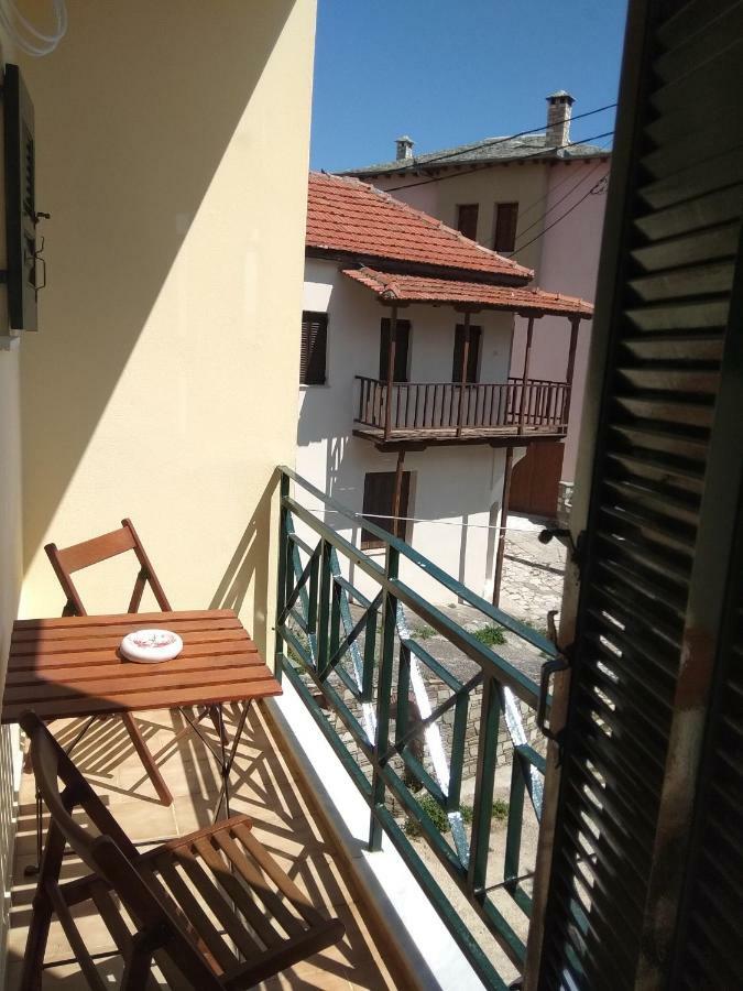Karavos Hotel Portaria  Exterior photo