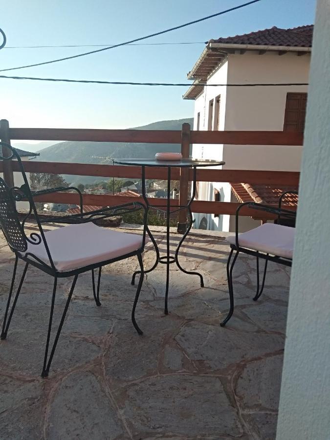 Karavos Hotel Portaria  Exterior photo